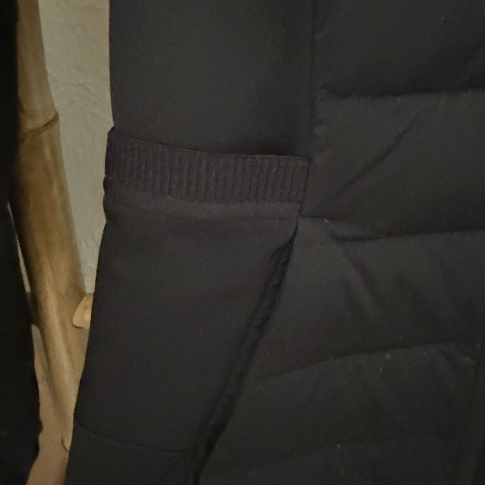 lululemon athletica Black Puffer Jacket - Picture 3 of 7